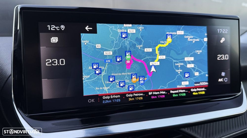 Peugeot 2008 1.2 PureTech Allure EAT8 - 22