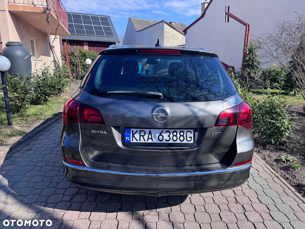 Opel Astra 1.7 CDTI Cosmo - 4