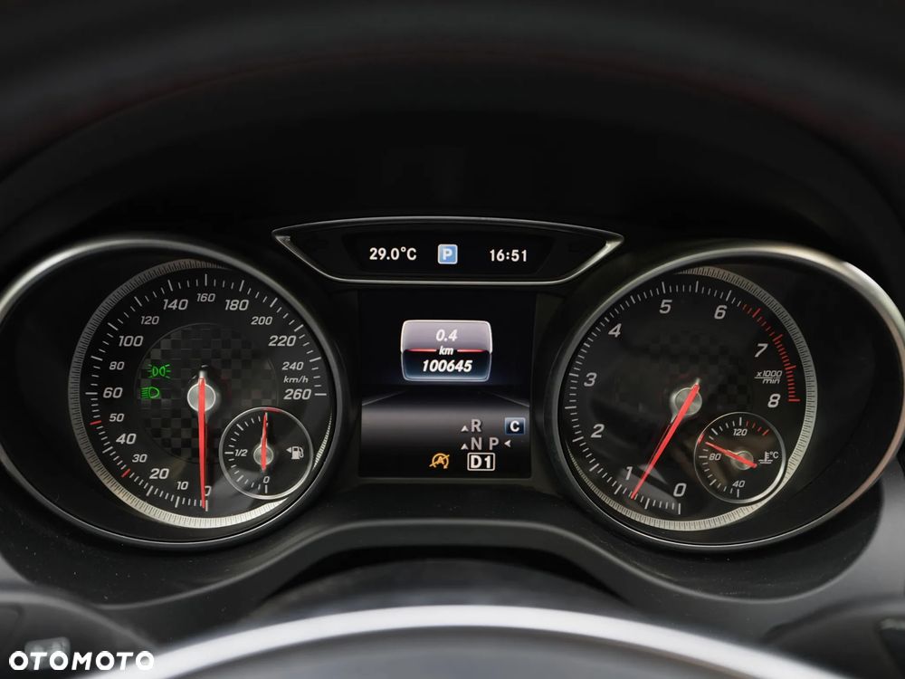 Mercedes-Benz Klasa A 180 7G-DCT AMG Line - 25