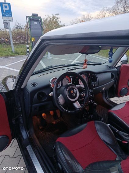 MINI Cooper chili - 7