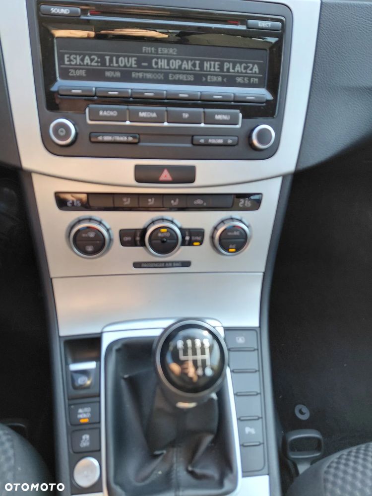 Volkswagen Passat 1.4 TSI Trendline - 25
