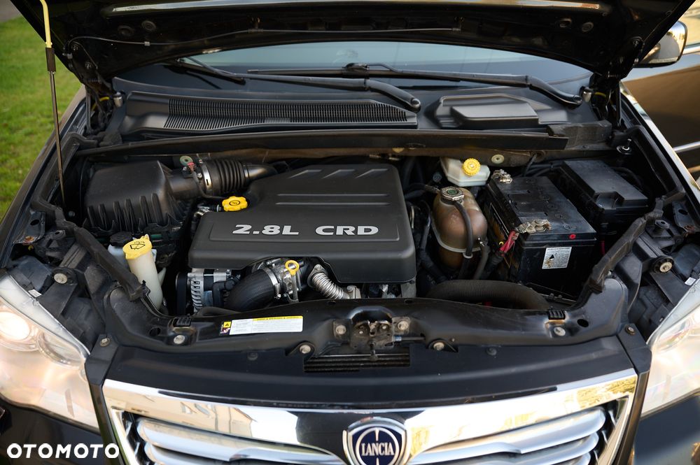 Lancia Voyager - 20