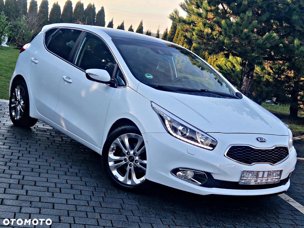 Kia Ceed - 1