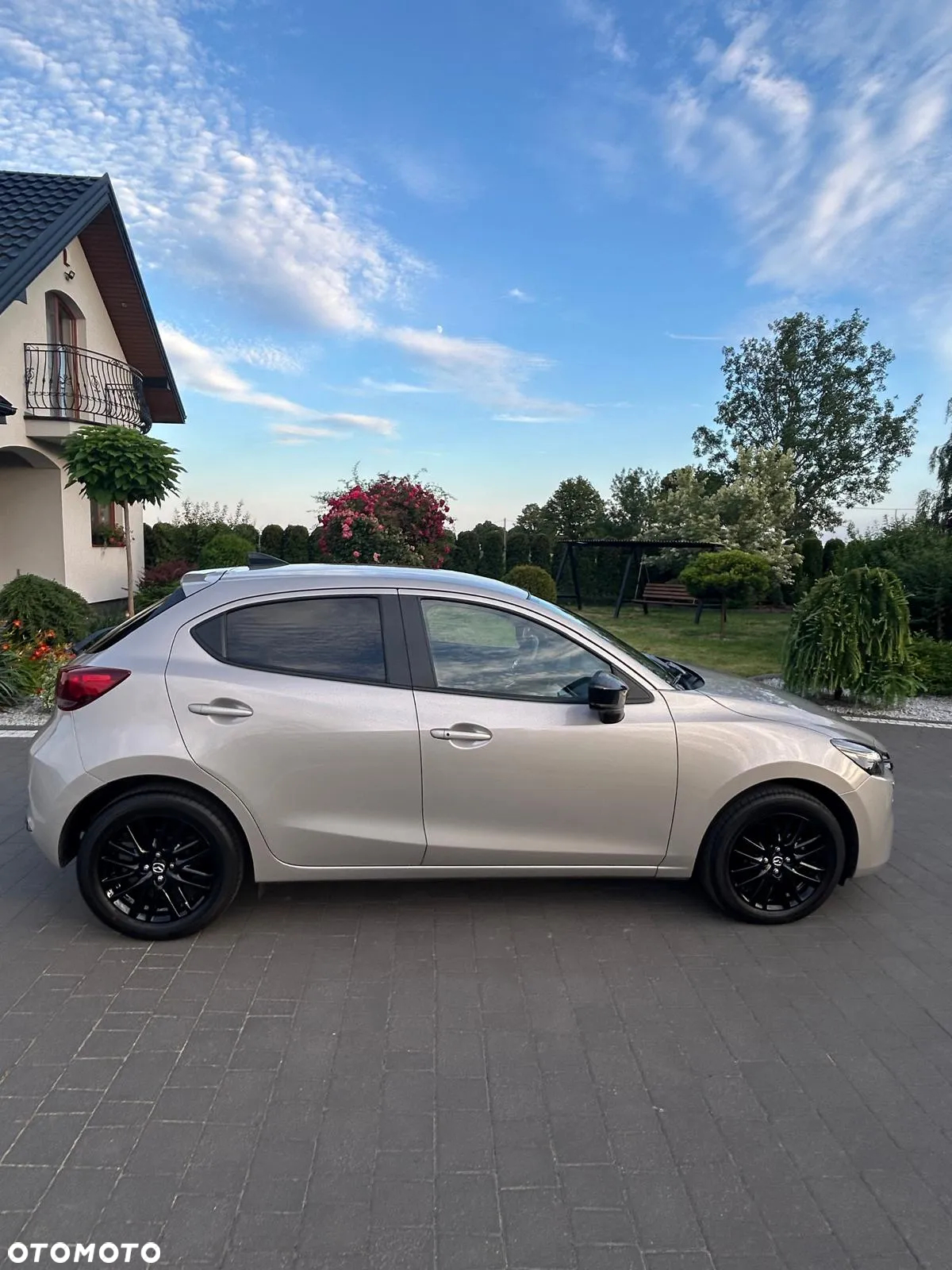Mazda 2 e-SKYACTIV G 90 M HYBRID Homura - 4