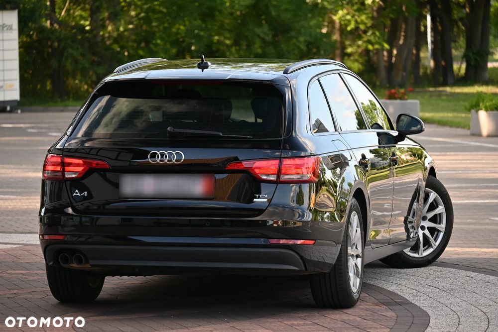 Audi A4 Avant 2.0 TDI ultra S tronic sport - 15
