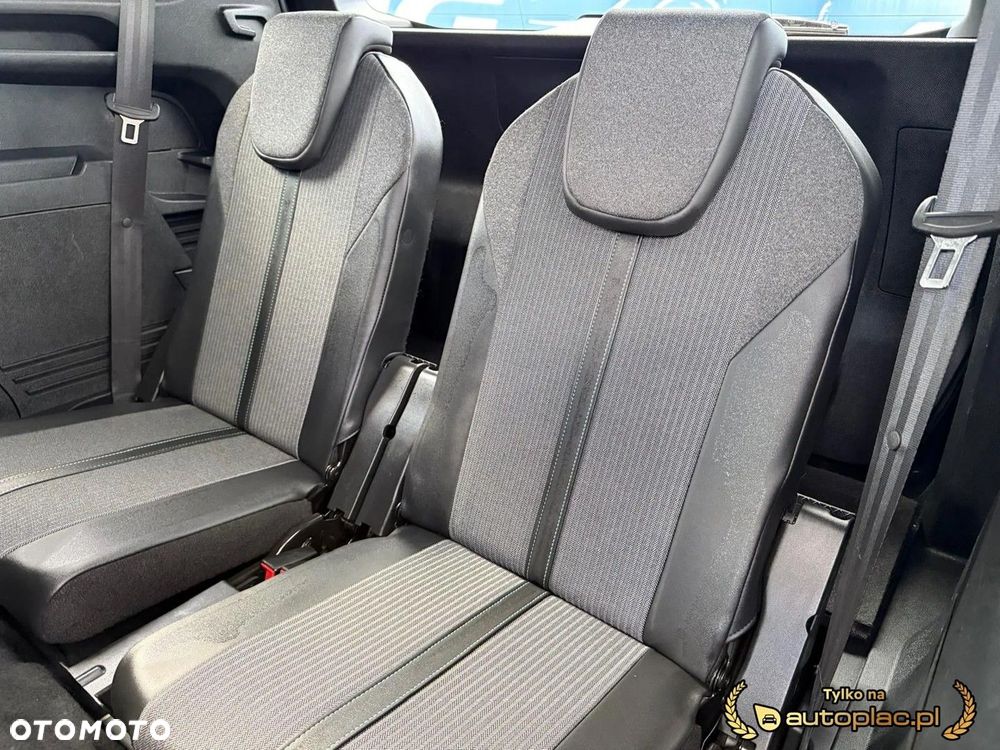 Peugeot 5008 - 13