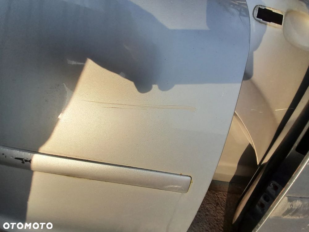 FORD FOCUS MK2 DRZWI PRAWE PRZEDNIE PRAWY PRZÓD - 4