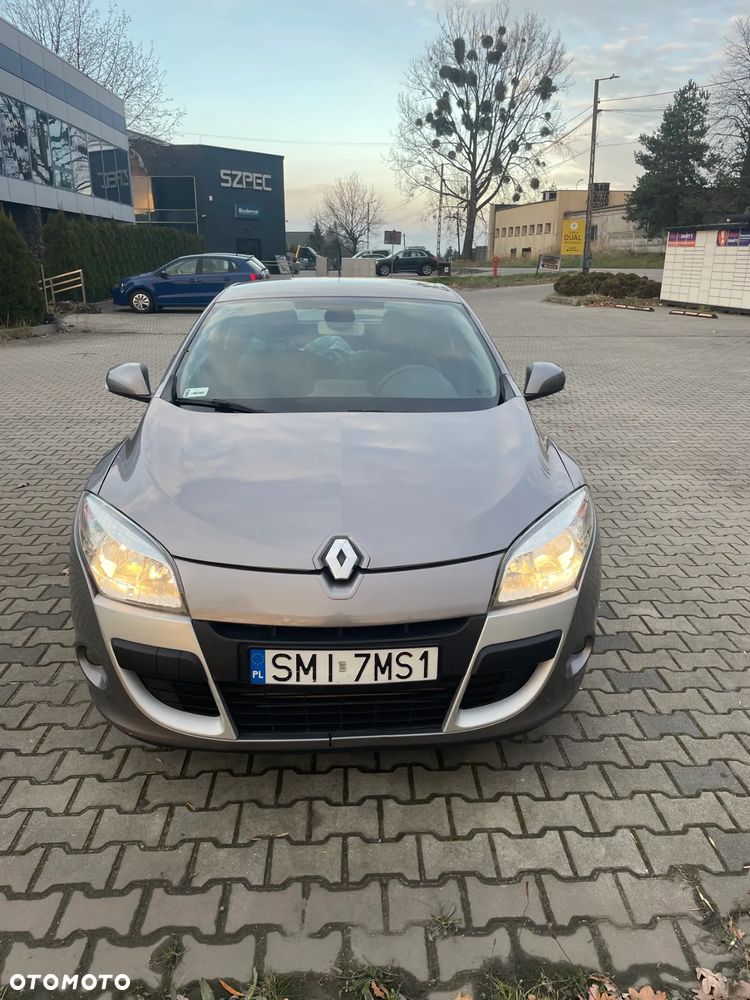 Renault Megane 1.5 dCi Dynamique EDC - 4