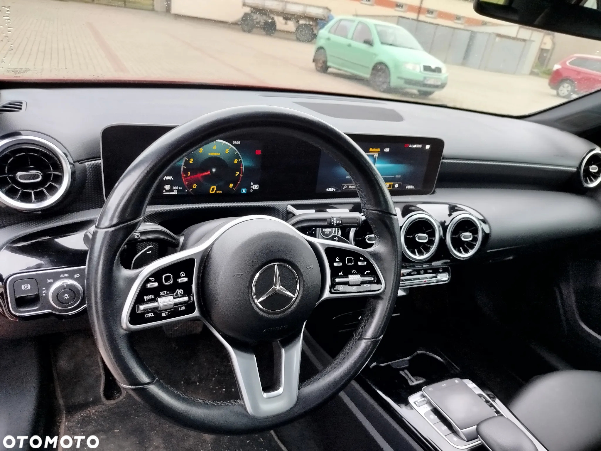 Mercedes-Benz Klasa A 200 7G-DCT - 3