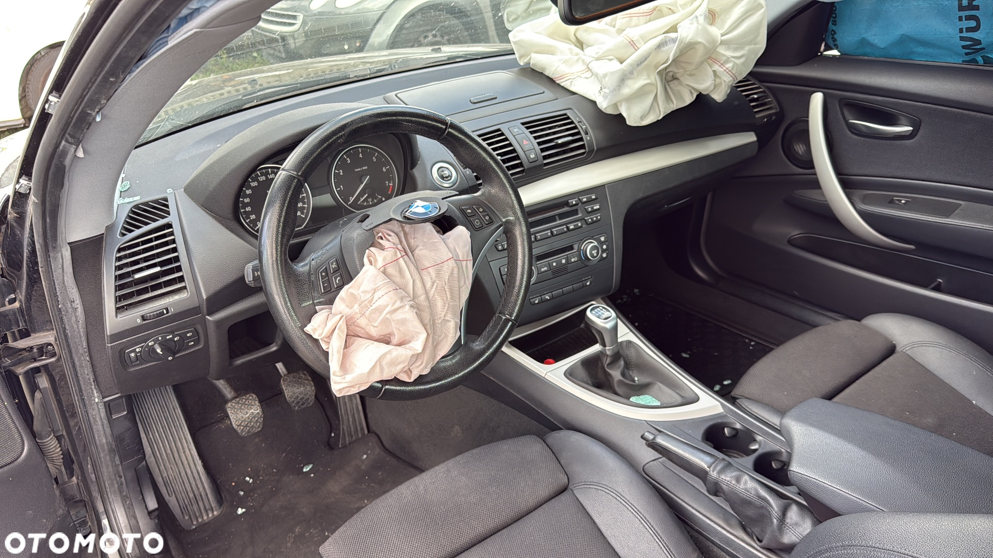 BMW Seria 1 130i - 15