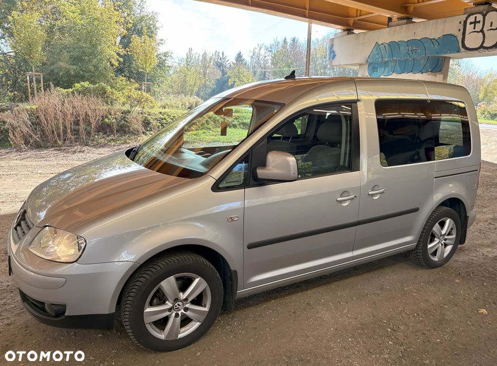 Volkswagen Caddy 2009 photo 4