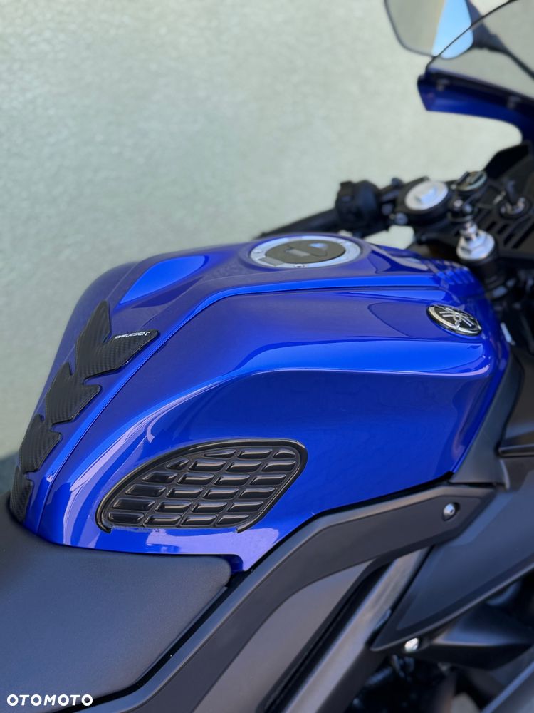 Yamaha YZF - 16