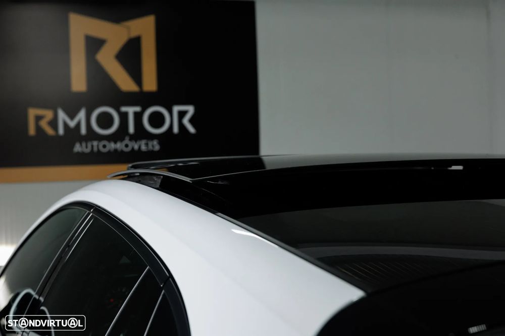 Porsche Panamera Sport Turismo 4 E-Hybrid Platinum Edition PDLS - 8