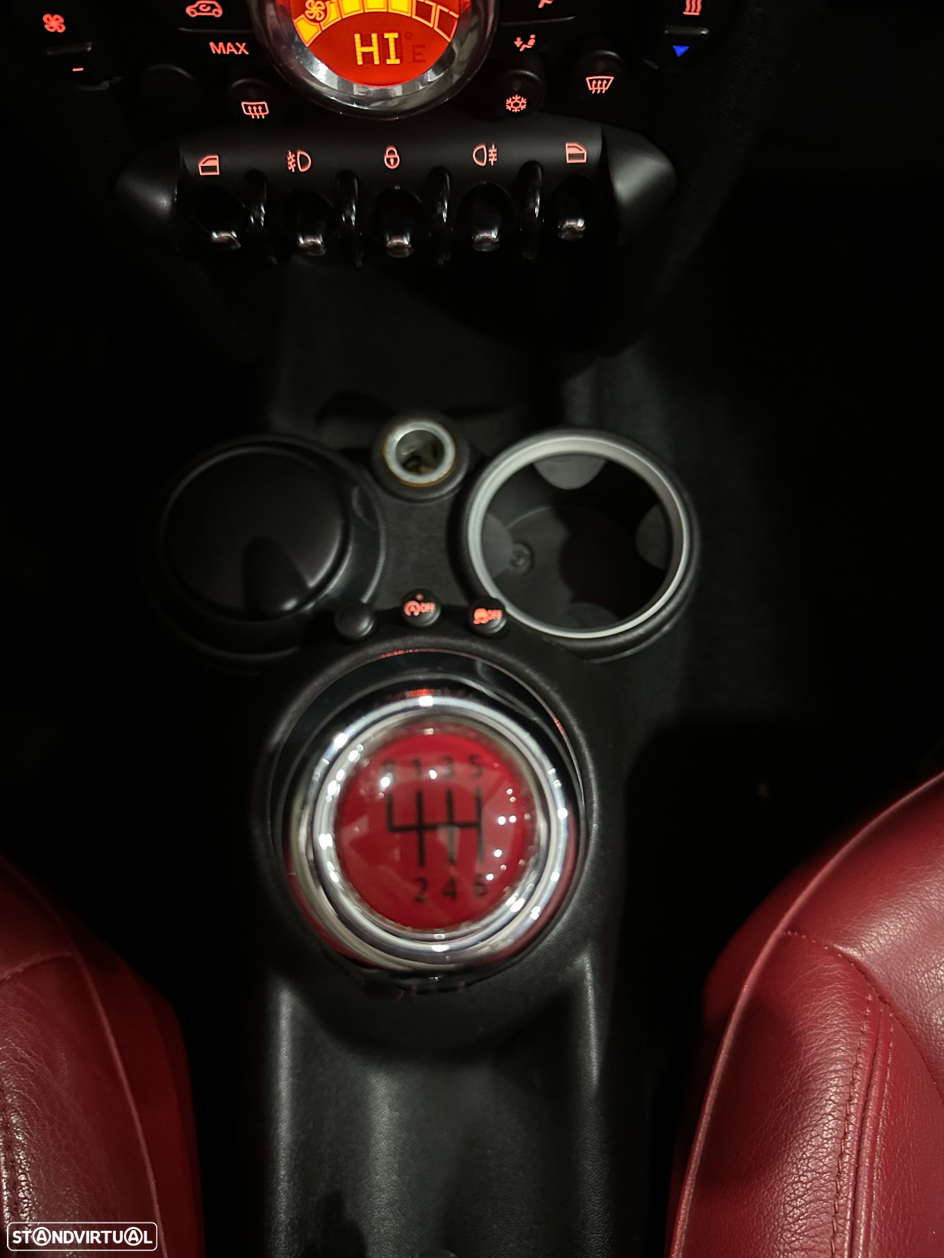 MINI 3 Portas Cooper SD - 17
