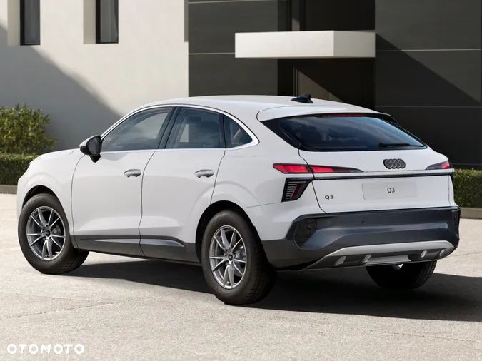 Audi Q3 Sportback - 2