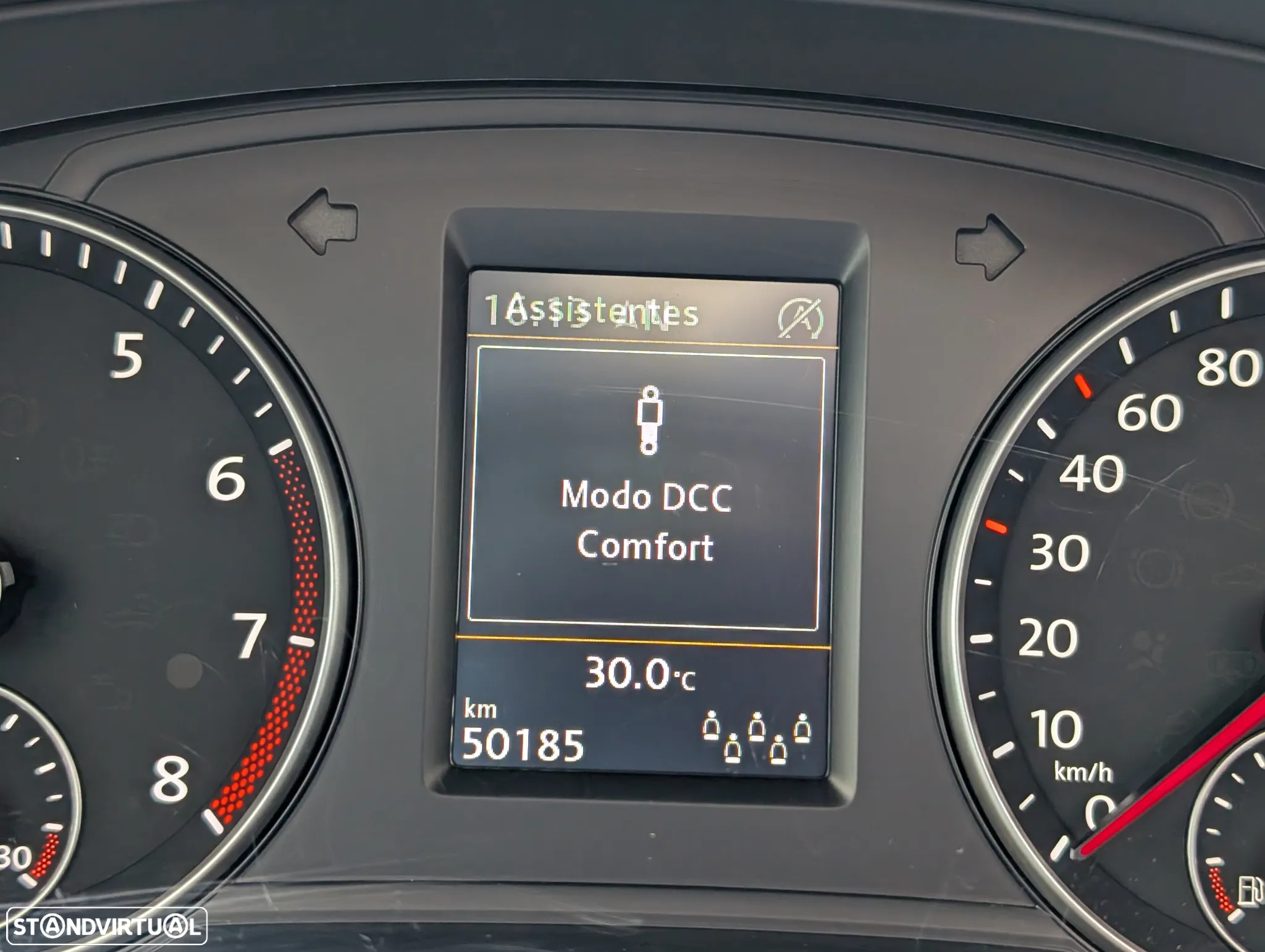 VW Sharan 1.4 TSI Highline DSG - 25