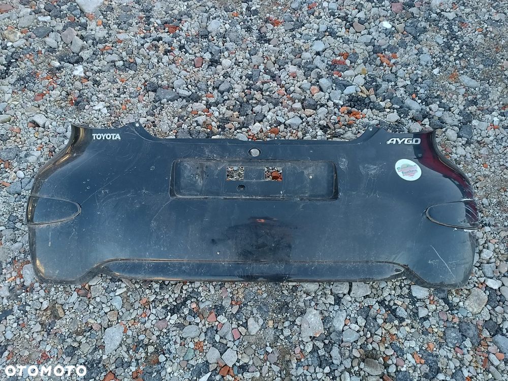 ZDERZAK TYŁ TYLNY TOYOTA AYGO I - 1