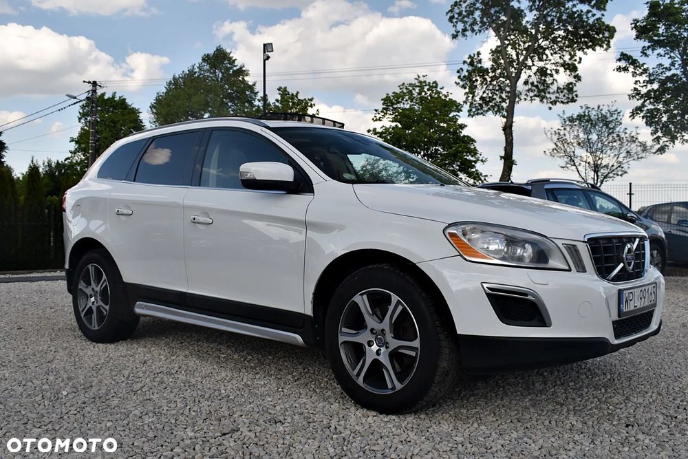 Volvo XC 60 2.4D AWD Summum - 10