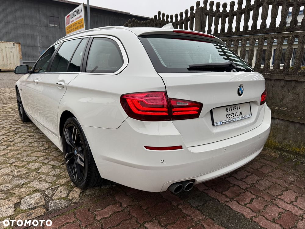 BMW Seria 5 525d - 14