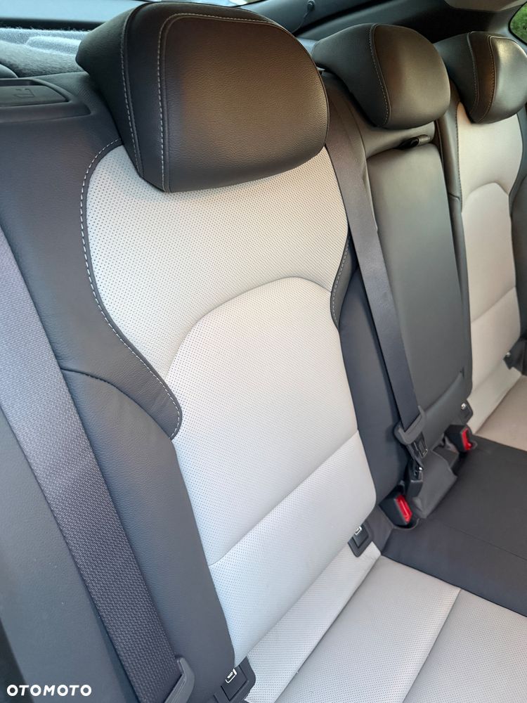 Hyundai i30 1.5 T-GDI 48V Executive DCT - 19