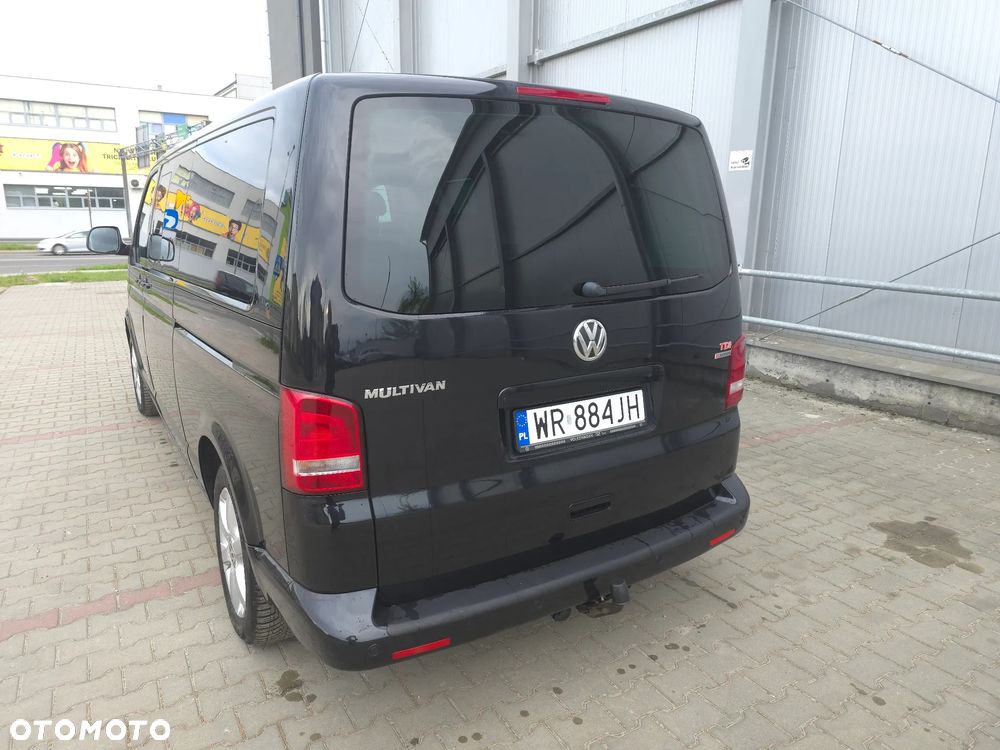 Volkswagen Multivan - 11