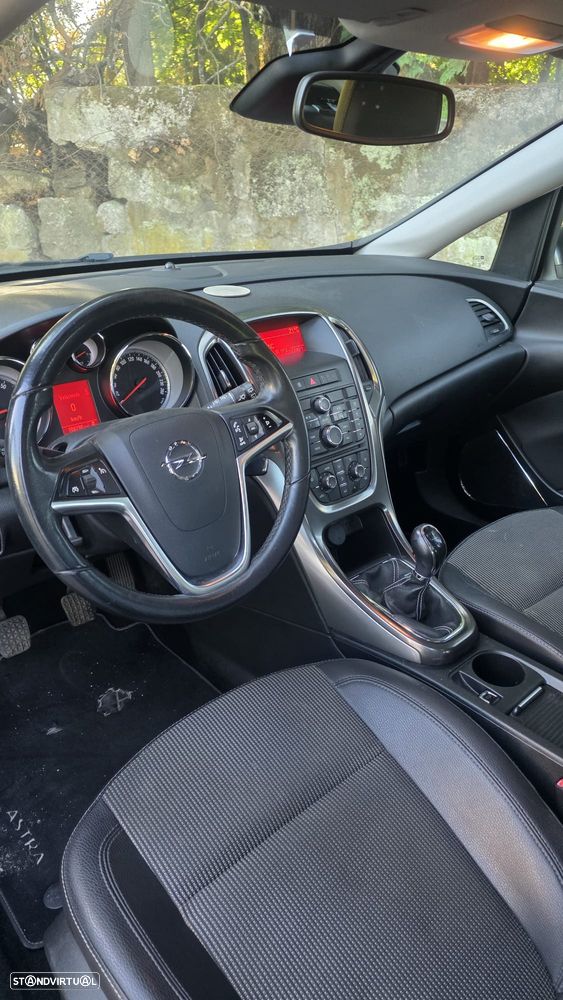 Opel Astra - 9