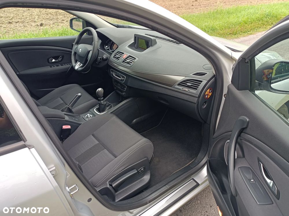 Renault Megane TCe 130 Luxe - 10
