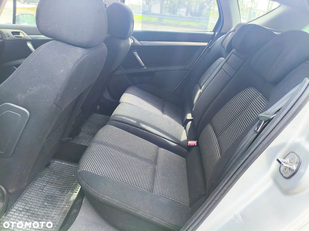 Peugeot 407 2.0 Premium - 8