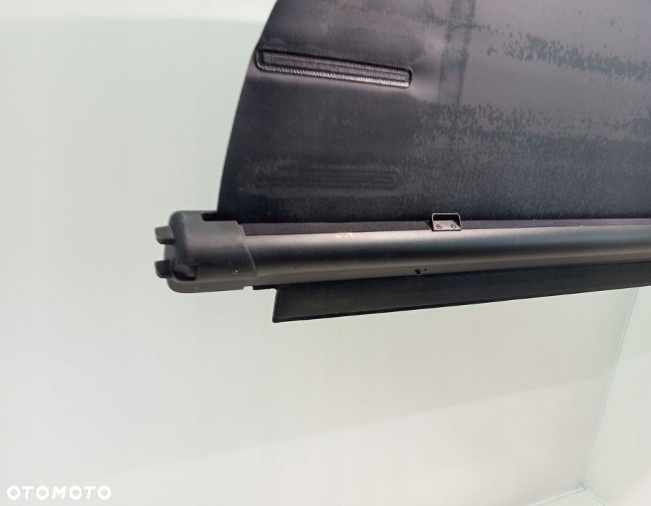 ROLETA BAGAŻNIKA TOYOTA AVENSIS T27 KOMBI - 3