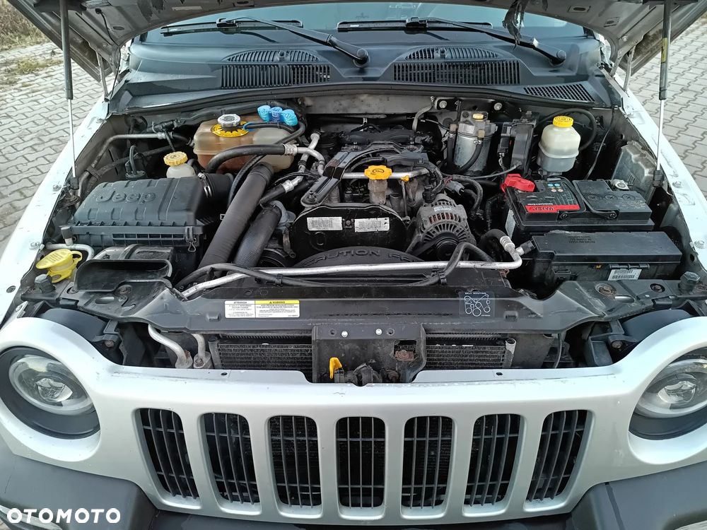 Jeep Cherokee 2.5L CRD Sport - 15
