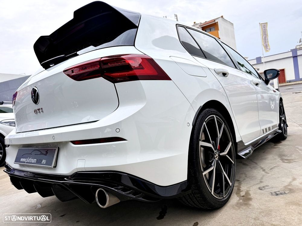 VW Golf 2.0 TSI GTI DSG - 44