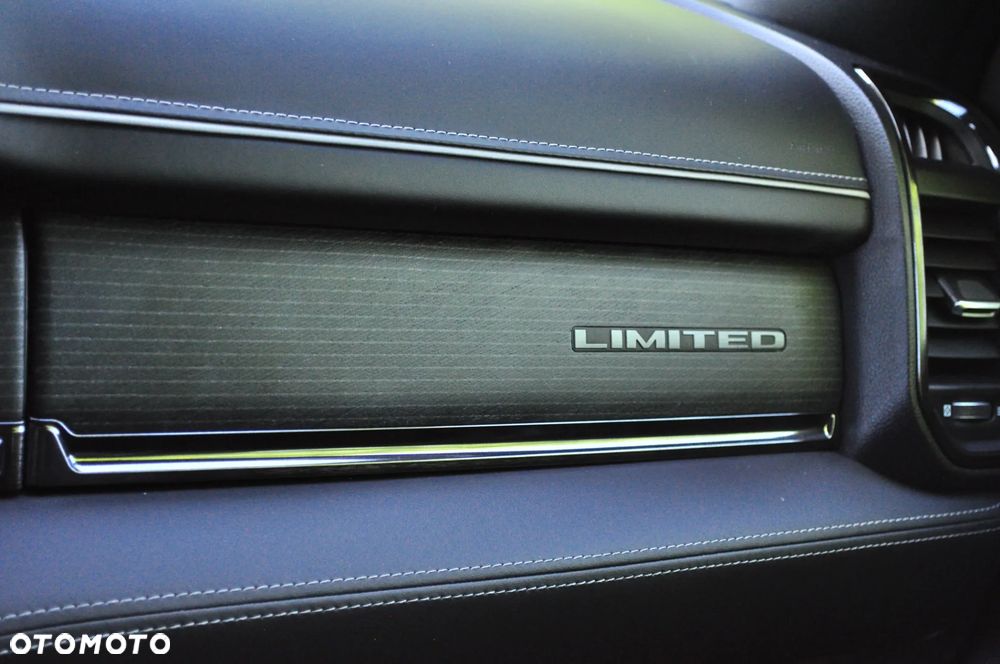 RAM 1500 5.7 Crew Cab Limited - 24