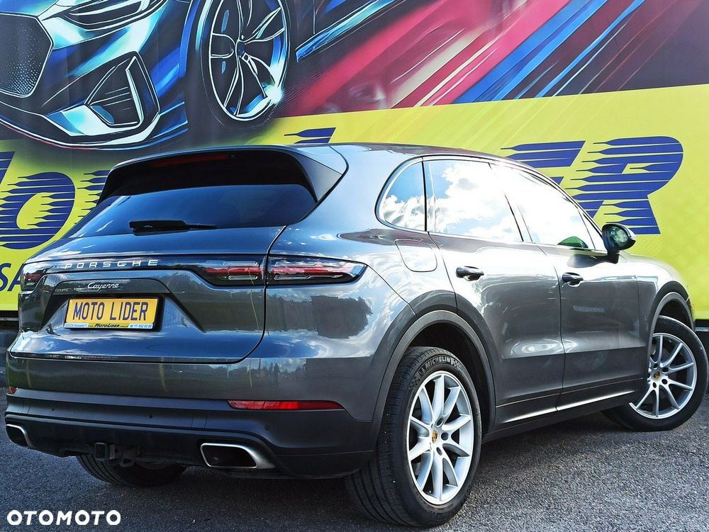 Porsche Cayenne - 6