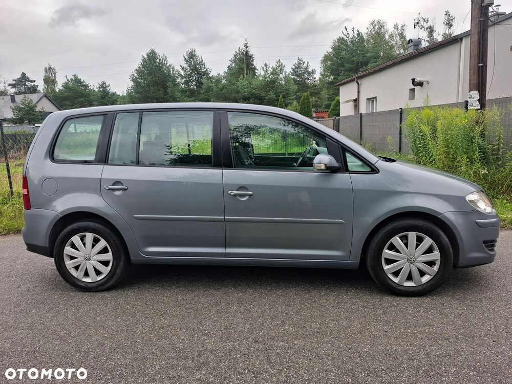 Volkswagen Touran 1.6 Freestyle - 5
