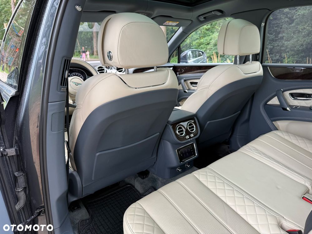 Bentley Bentayga W12 - 18