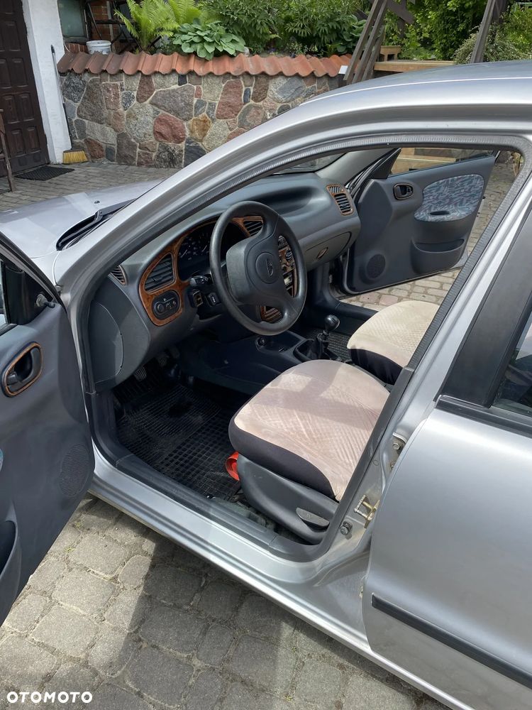 Daewoo Lanos 1.6 SX - 11