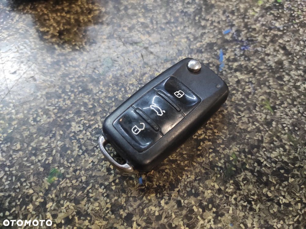 KLUCZYK PILOT VW GOLF 6 5K0837202AD WYSYŁKA !!!! - 1