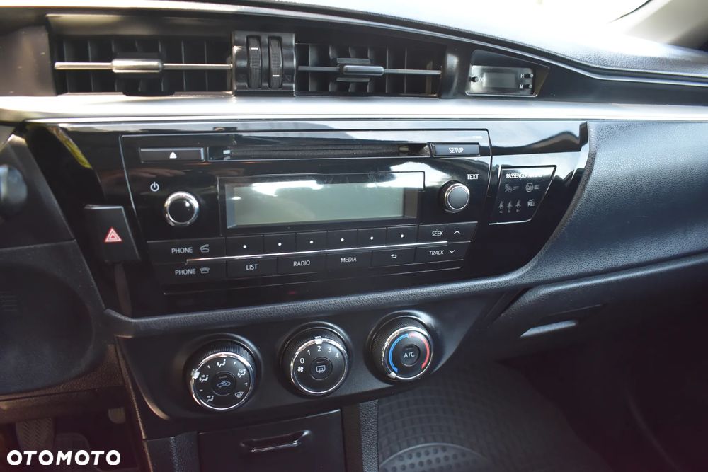 Toyota Corolla 1.33 Active - 12