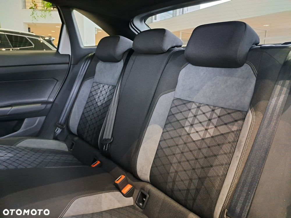 Volkswagen Taigo 1.5 TSI ACT R-Line Plus DSG - 35