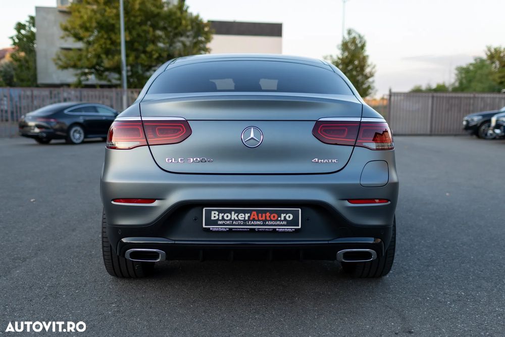 Mercedes-Benz GLC Coupe 300 e 4MATIC - 5