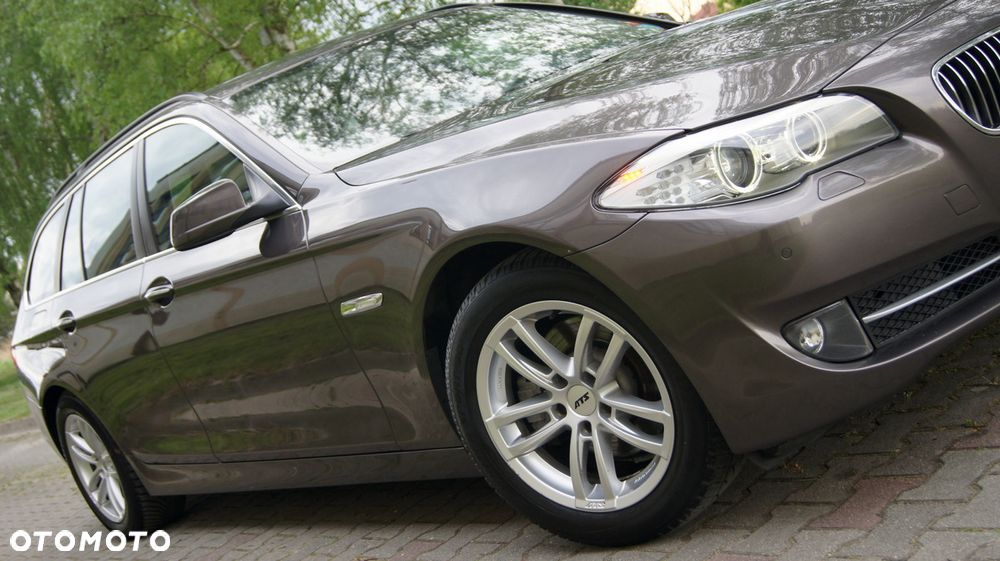 BMW Seria 5 520d - 16