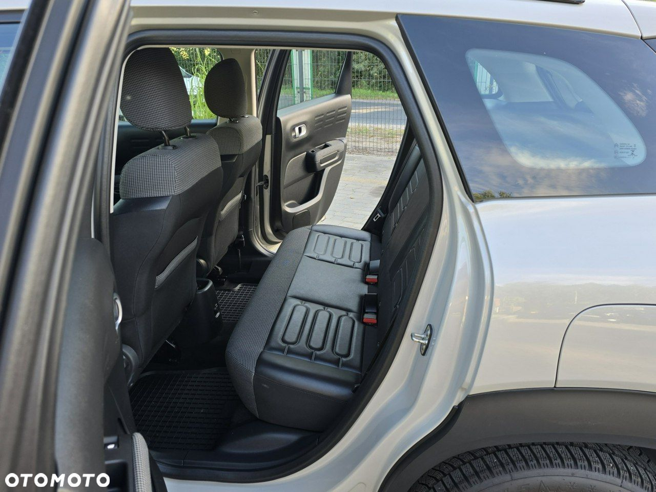 Citroën C3 Aircross 1.2 PureTech Feel S&S - 11
