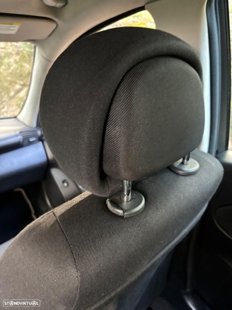 Mercedes-Benz C 220 CDi Classic - 29