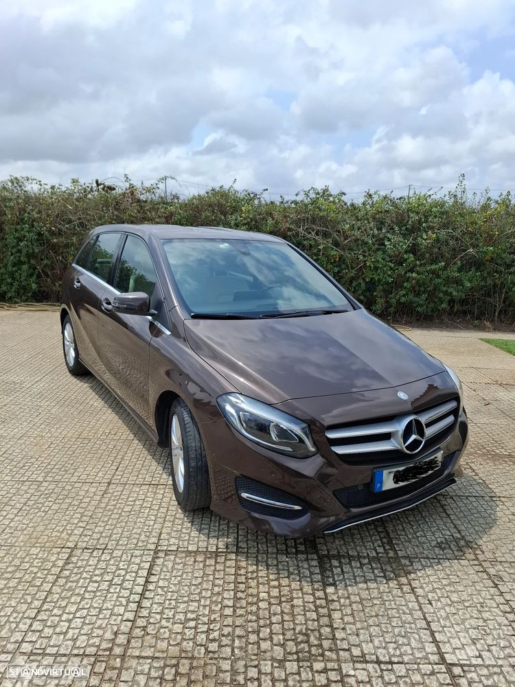 Mercedes-Benz B 180 d Urban - 1