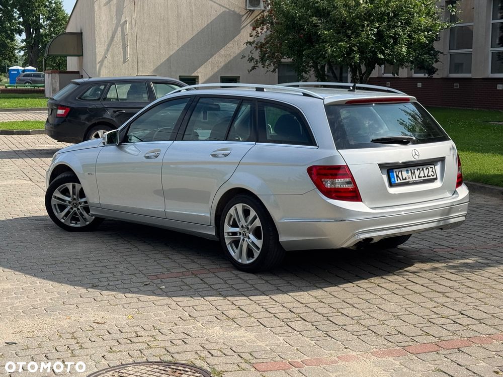 Mercedes-Benz Klasa C 180 CGI BlueEff Avantgarde - 7