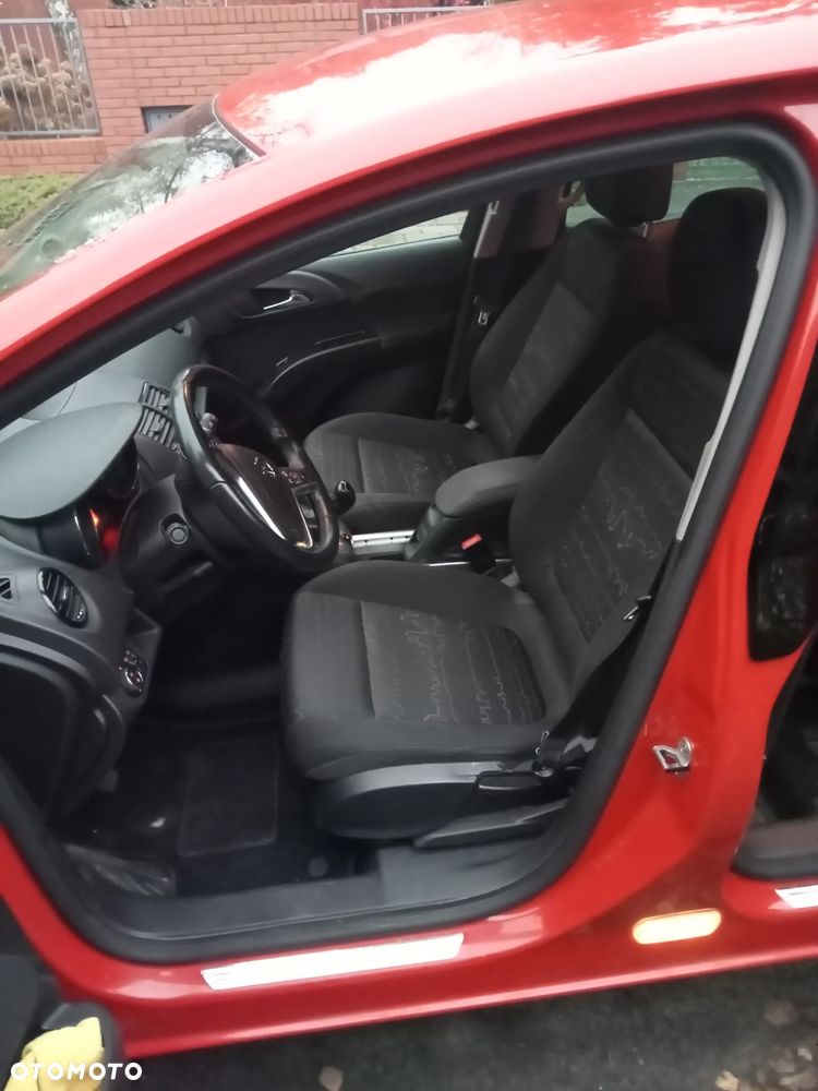 Opel Meriva 1.4 T Essentia - 17