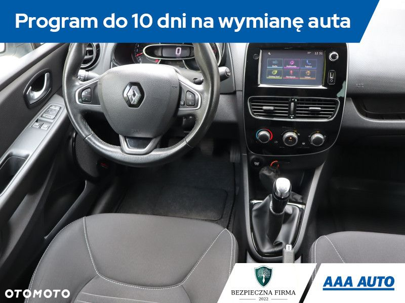 Renault Clio - 8