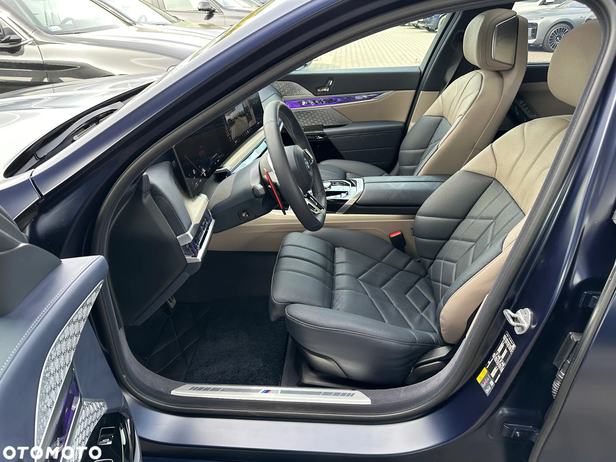 BMW Seria 7 M760e PHEV xDrive sport - 6