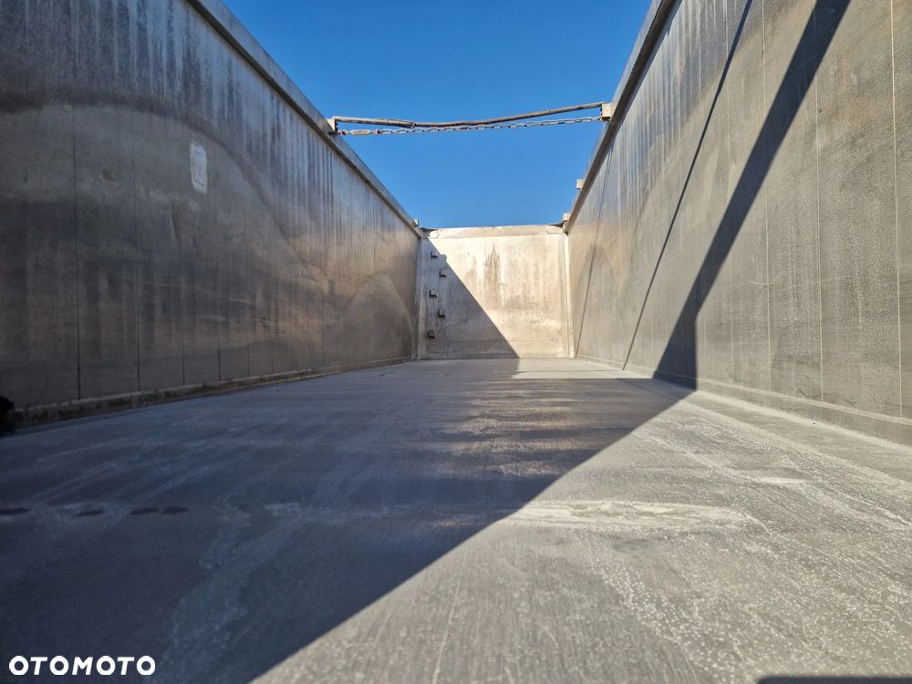 Fliegl wywrotka Alu 50m³ - 7