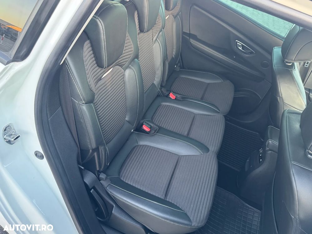 Renault Grand Scenic BLUE dCi 150 EDC BOSE EDITION - 18